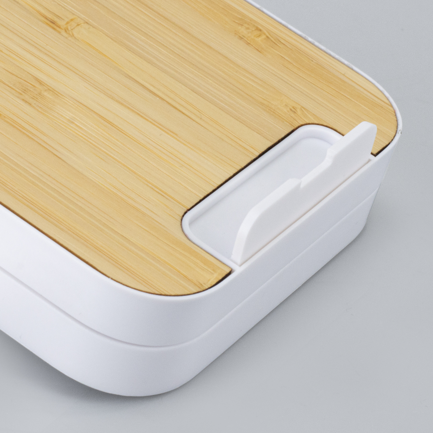 TRENDS | Flex Wireless Fast Charging Stand