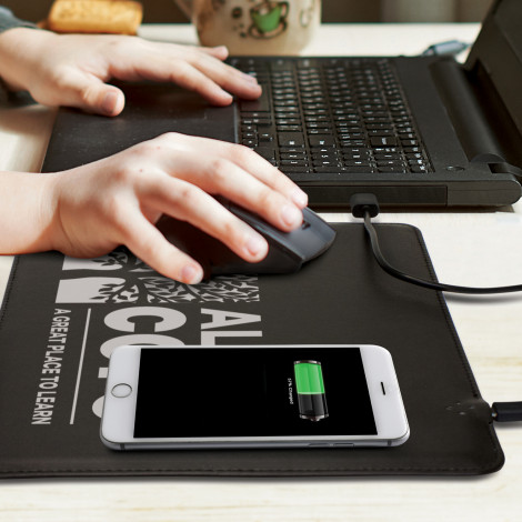 Davros Wireless Charging Mouse Mat 116032 | Feature