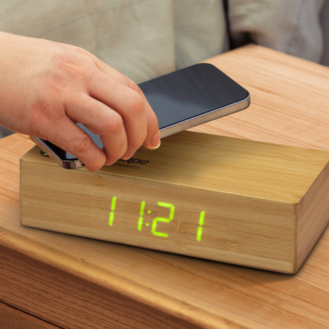 Bamboo Wireless Charging Clock 121419 | Feature